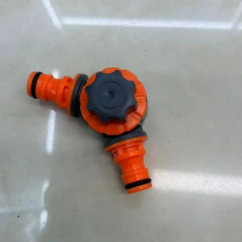 Коннектор "Master" поворотный  с фиксатором ДоброСад