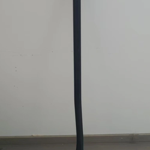 Вилы садовые с металлическим черенком и пластиковой V-ручкой 119 см 7904